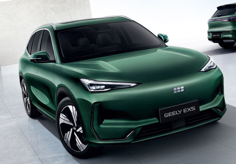 GEELY EX5 — อีวี SUV ที่พาครอบครัวไปได้ไกลกว่า